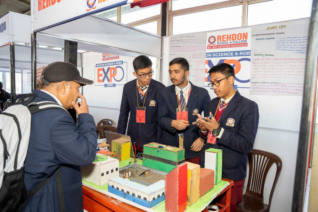 REHDON College and School Students during Science and Robo Expo
