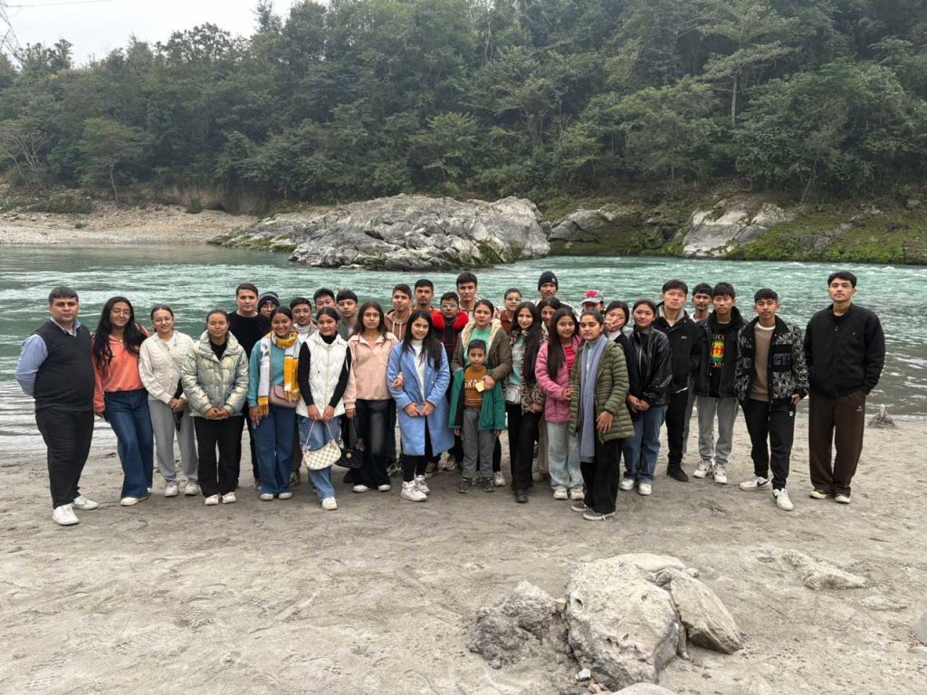 REHDON College and School Student on Educational Tour
